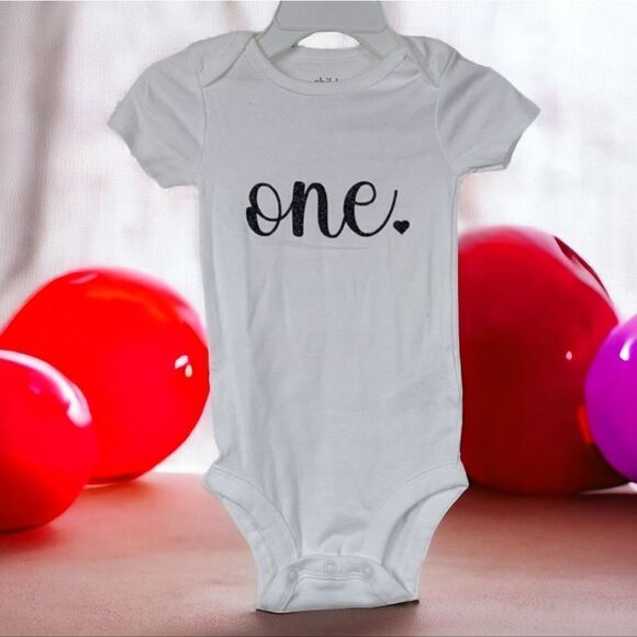 Carter's Baby 6-9M Glitter Cotton Onesie Birthday Outfit ONE Year Photos New - Picture 3 of 7